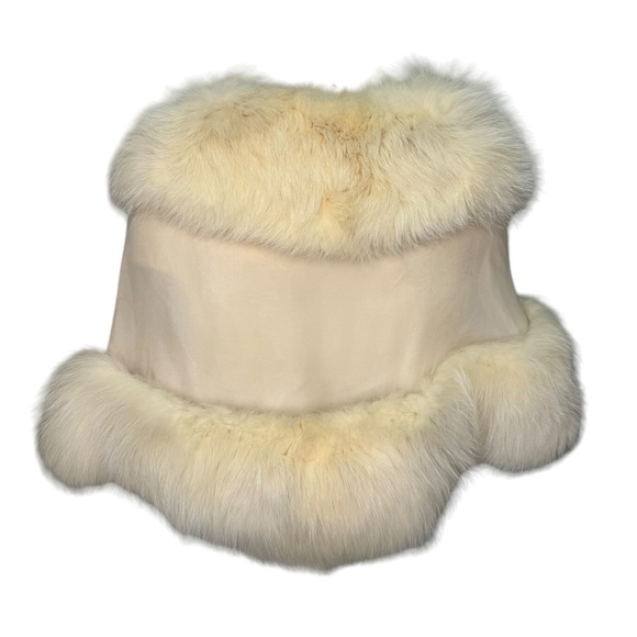 Edwards Lowell Beverly Hills Cream White Fox Fur Stole Wrap Poncho - Picture 4 of 13